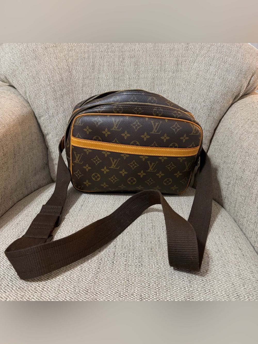 Louis Vuitton Monogram Reporter PM Shoulder Bag